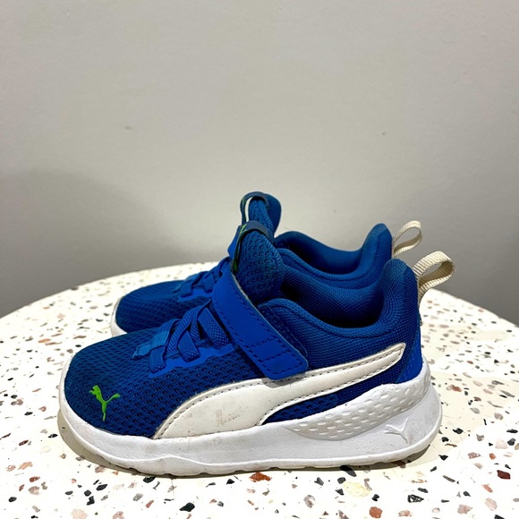 Blue Puma Anzarun Lite Sneakers 6c baby shoes - Picture 5 of 7